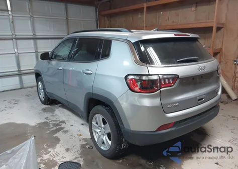 2022 Jeep Compass Latitude 4X4 из США, поврежденный, VIN 3C4NJDBB8NT205908